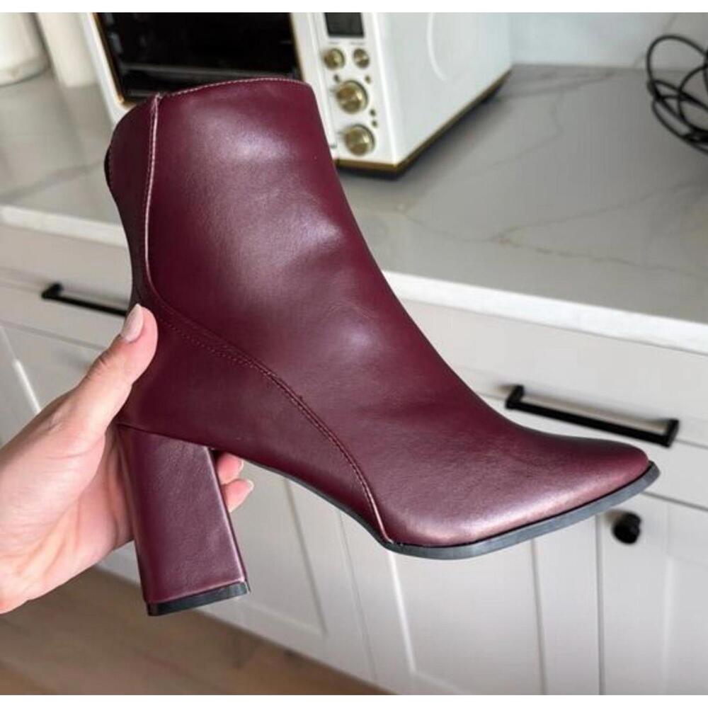 Burgundy boots - Picture 2 of 3
